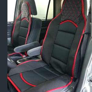 Масажор LUX ER /Черно с червен шев