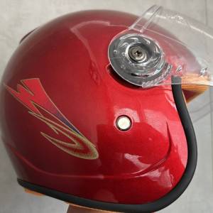 Детска каска отворена червена