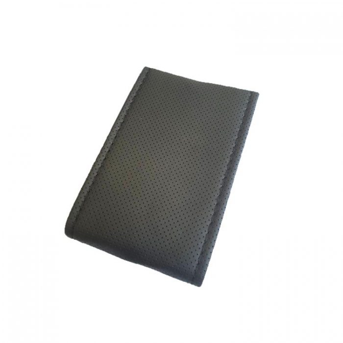 Калъф волан шиещ Boss - черен перфориран - Image 2