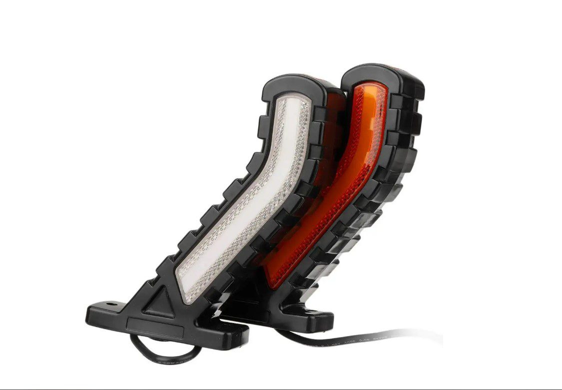 Комплект от 2 броя Рогчета с Динамичен "Бягащ" Мигач Неон Ефект Странични Маркери Габаритни Светлини 12 - 24V за Камион Ремарке Платформа Каравана и др. - Image 4