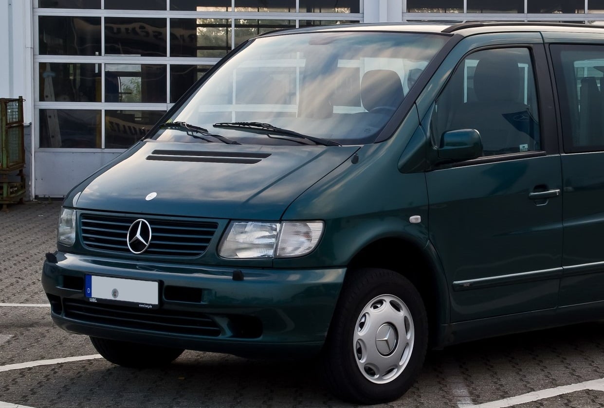 Калъф преден капак от изкуствена еко кожа за Mercedes-Benz Vito 1996-2003