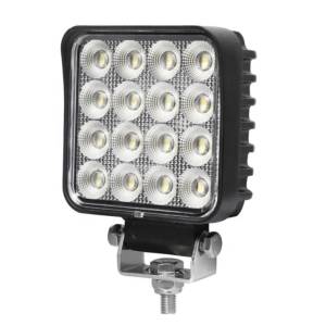 LED халоген / работна лампа 48W 12/24V 40мм – компактно и мощно осветление за камиони и техника. Висока яркост, здрав корпус и лесен монтаж.